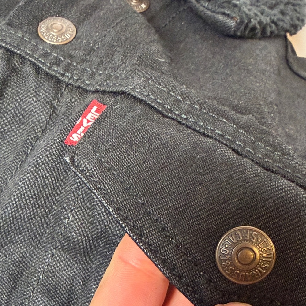 Levi’s TYPE III SHERPA TRUCKER JACKET Unisex, Sherpa, Blackout - Picture 13 of 16